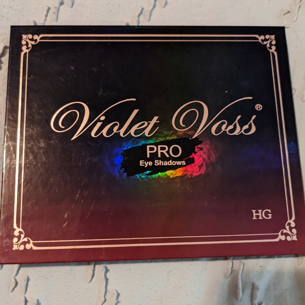 NWOT Violet Voss PRO Eye Shadows